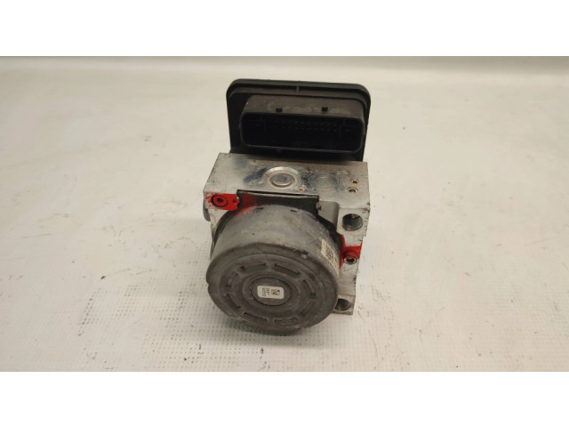 Jednotka ABS 6875814   BMW 3 F30 F35 F31 2013