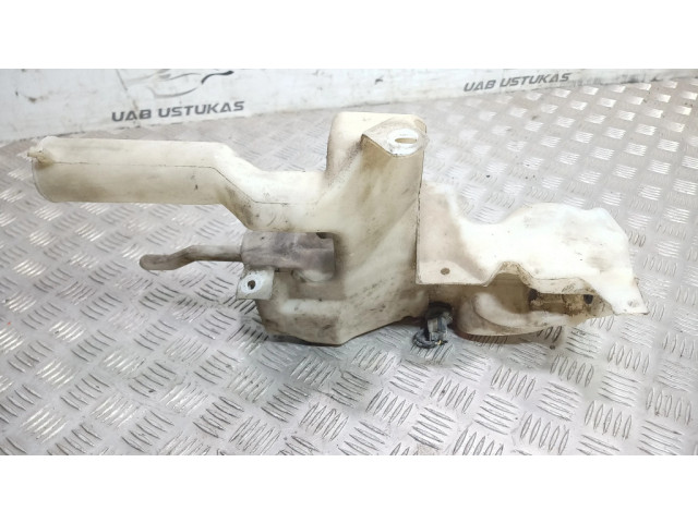 Бачок оконной жидкости    