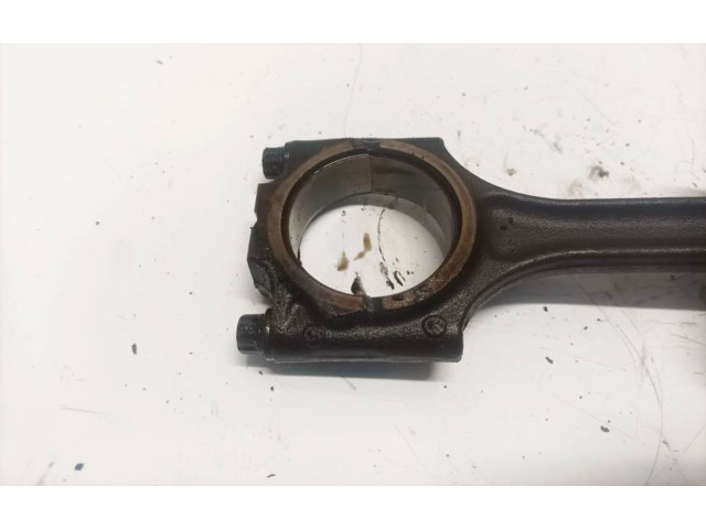 Поршень с шатуном Volvo S60