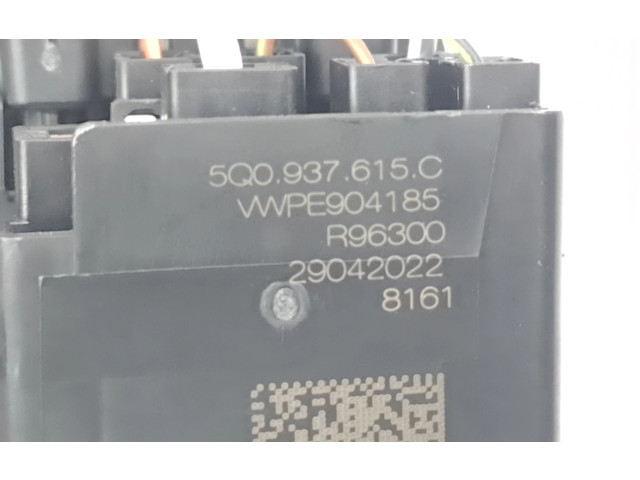 Pojistková skříňka 5Q0937615C Volkswagen T-Roc 2022