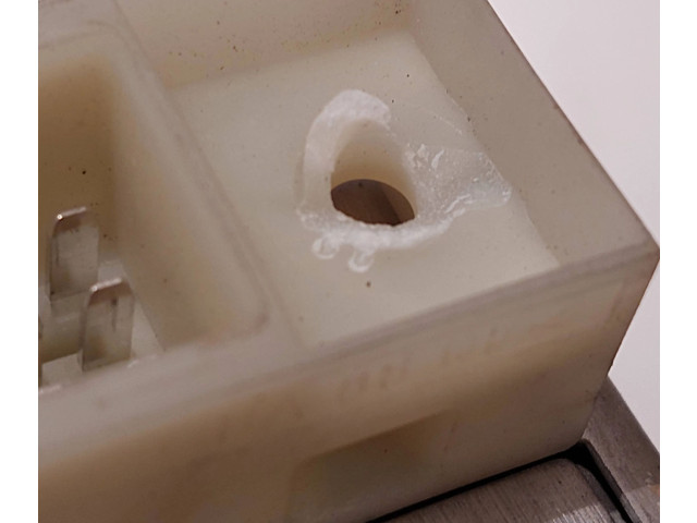 Блок управления коробкой передач P09472349, 1T0002207   Volvo V70