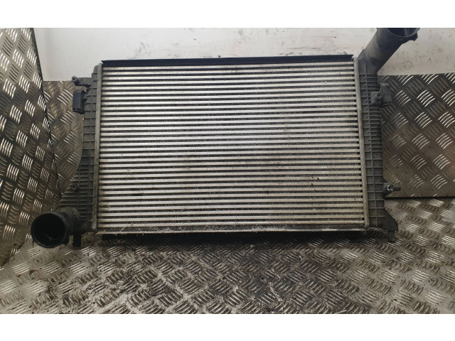 Интеркулер  1K0145928D   Volkswagen Caddy 