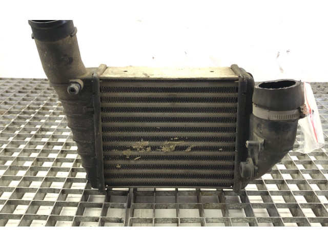 Интеркулер  059145806   Volkswagen PASSAT B5.5 