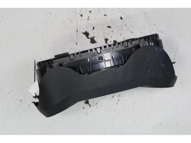 Přístrojová deska Alfa Romeo Giulia 2010