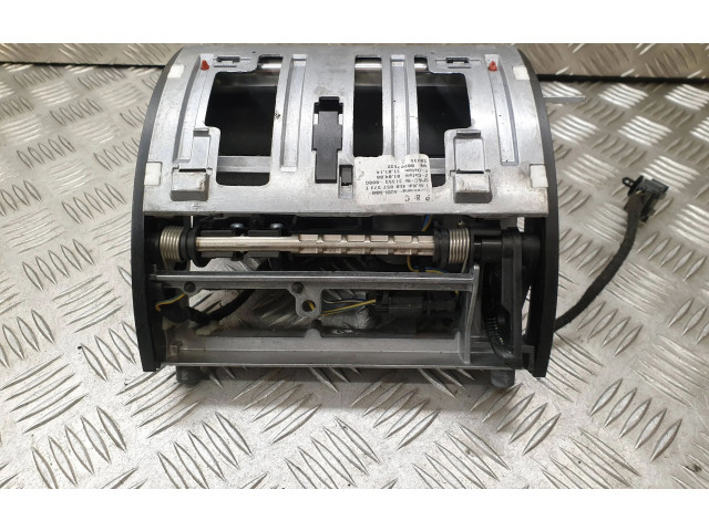 Дисплей    4E0857273F   Audi A8 S8 D3 4E