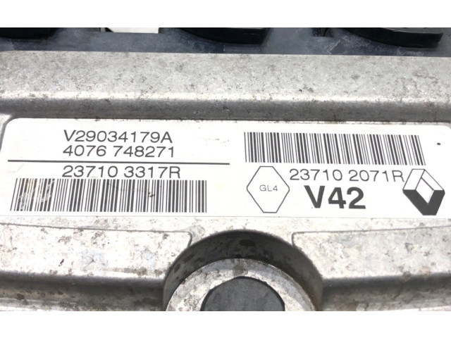 Řídící jednotka 237103317R Renault Clio IV 2018