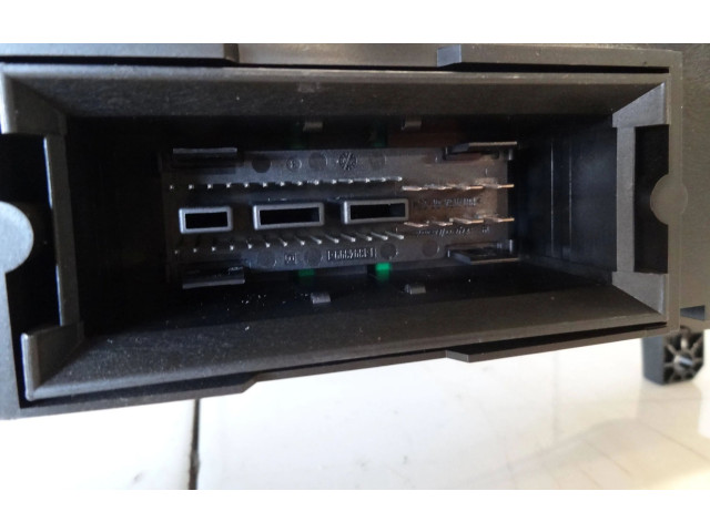 Панель приборов 1Z0920842J   Skoda Octavia Mk2 (1Z)       