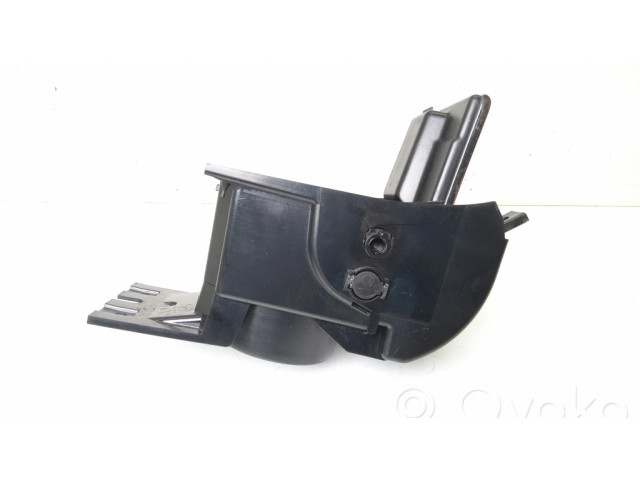 Передний держатель чашки