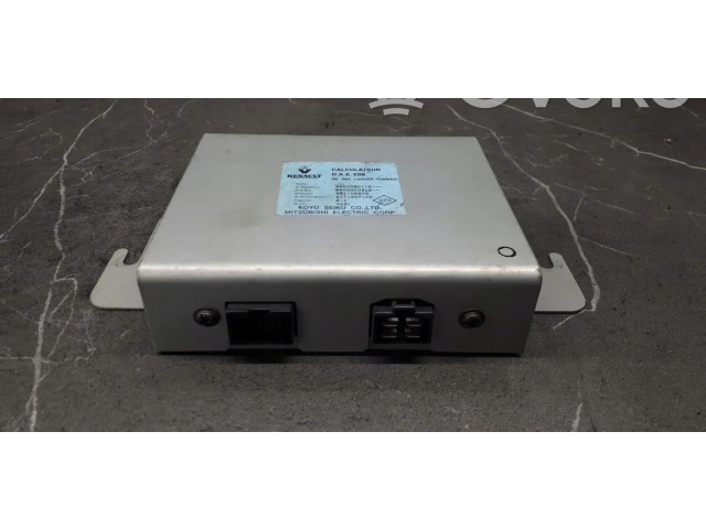 Блок управления двигателем Блок управления 8200090112   Renault Twingo I