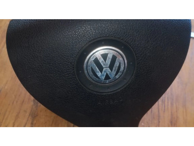 Подушка безопасности водителя 5N0880201B, 1QB29042010 Volkswagen Touran I
