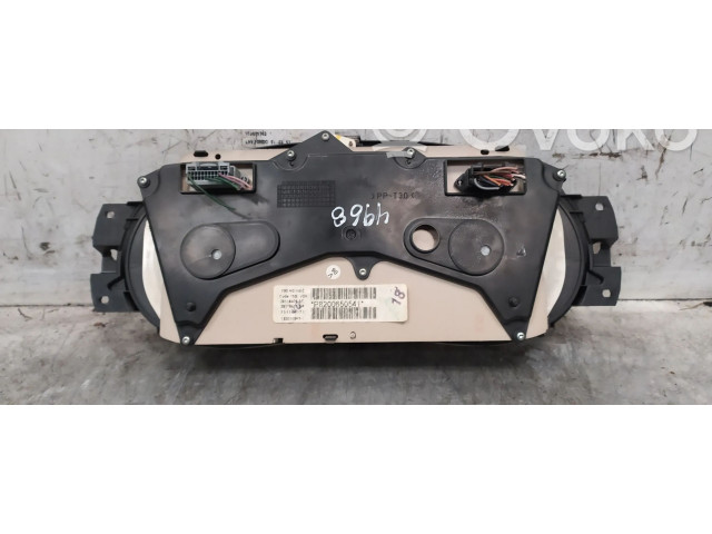 Панель приборов 8200650541   Dacia Logan I       
