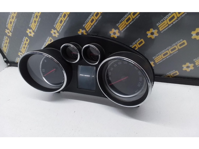 Панель приборов    Opel Meriva B       