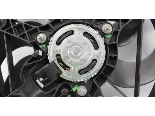 Вентилятор радиатора     0000051820792, 882300200    Fiat Bravo 1.9