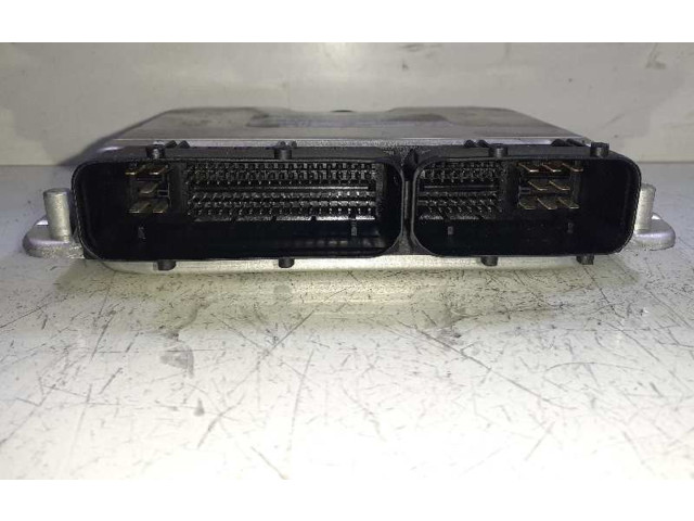 Řídící jednotka 038906019EB, 0281010553 Volkswagen Passat Alltrack 2001