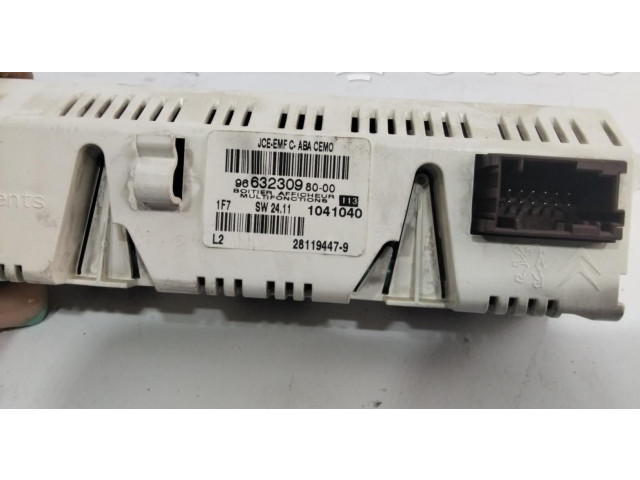 Přístrojová deska Citroen Berlingo 2004 966323098000