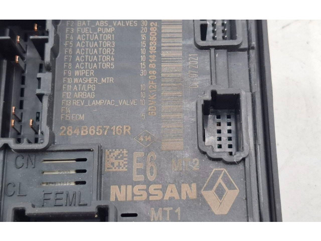 Блок предохранителей 284B65716R Dacia Sandero III