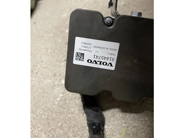 Блок АБС 31445741 Volvo XC40 - года