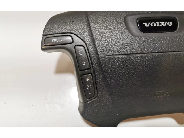 Подушка безопасности водителя 8638255   Volvo V70