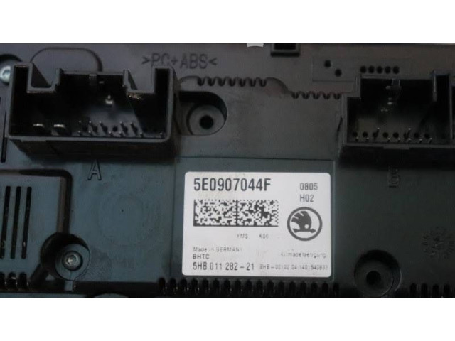 Блок управления климат-контролем 5E0907044F, 5HB01128221 Skoda Octavia Mk3 (5E)
