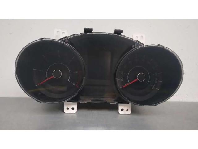 Přístrojová deska SsangYong Tivoli 2016 8021035100