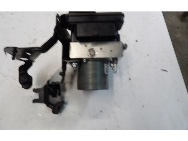 Блок АБС 476604695R Renault Clio V 2019 - - года