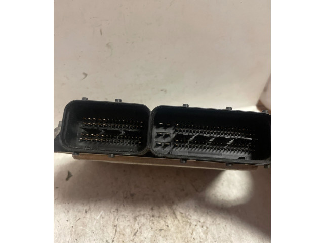 Řídící jednotka 03G906021PF, 0281014075 Volkswagen Caddy 2006