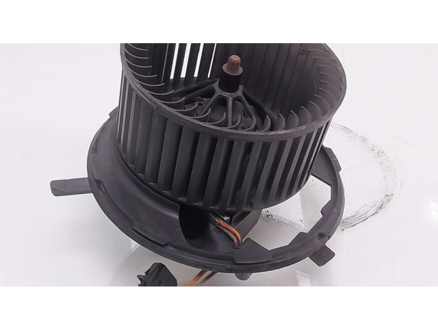 Вентилятор печки 1K1820015F, F995749D Volkswagen Golf V