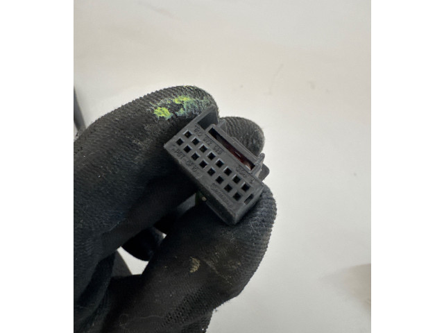 Зеркало электрическое Volkswagen Golf VII 2013 - 2019 года