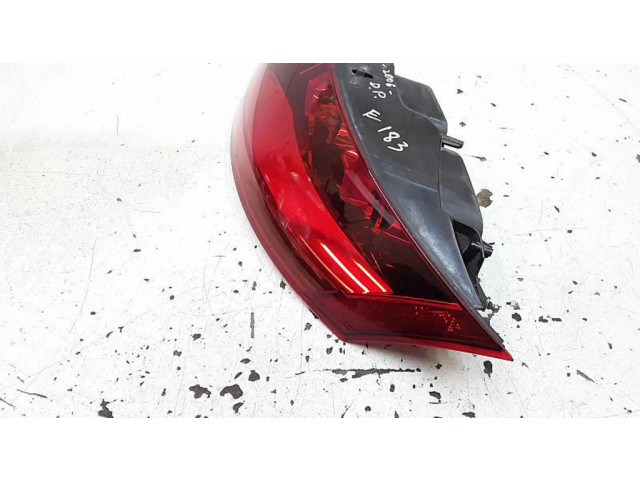 Задний фонарь правый сзади 8J0945096 Audi TT Mk1 1999-2006 года