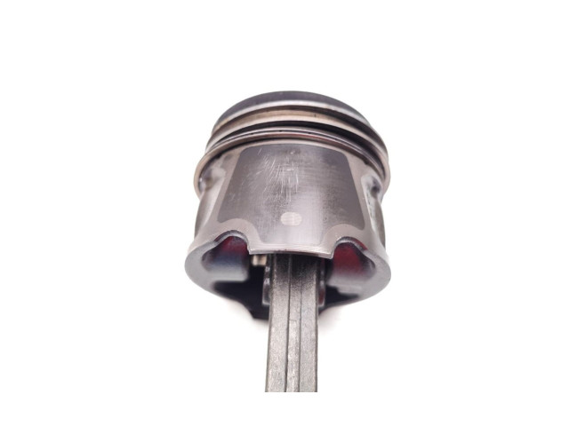 Píst K9K636 Nissan Juke I F15 K9K636