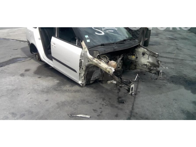 Зеркало электрическое Skoda Fabia Mk2 (5J) 2007 - 2014 года