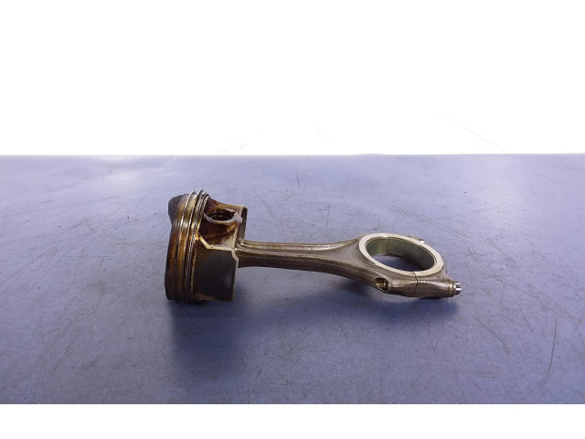 Píst Audi A8 S8 D4 4H CRE