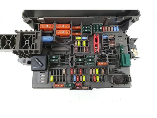 Блок предохранителей 9154971 BMW Z4 E89