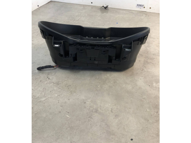 Панель приборов 5E0920970D Skoda Octavia Mk3 (5E)