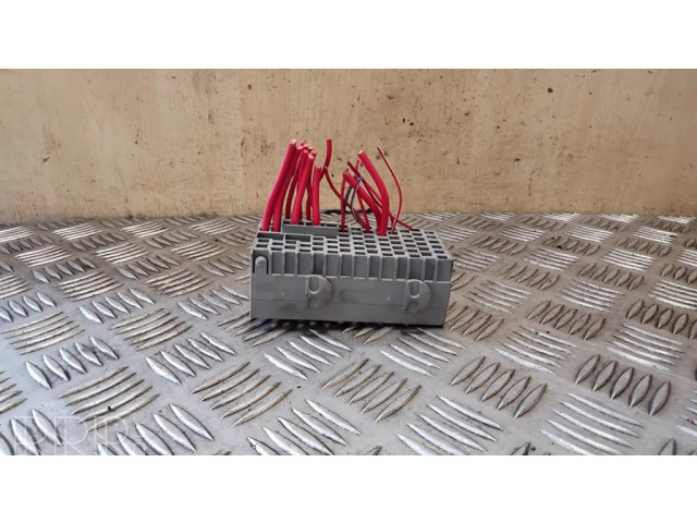   Pojistková skříňka 8637669   Volvo XC90 2007