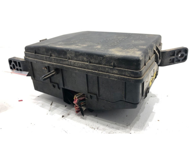 Блок предохранителей 912012C213 Hyundai Coupe