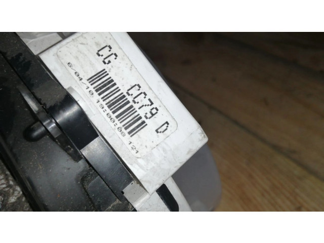 Přístrojová deska  Mazda 5 2007 CC79D  