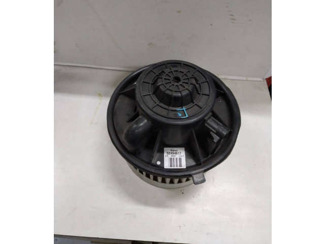 Вентилятор печки    52494617   Chevrolet Tahoe