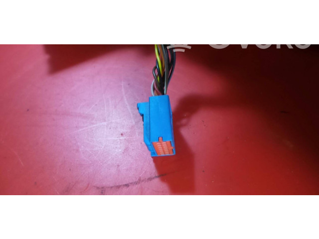 Зеркало электрическое Volvo C70 2006 - 2010 года