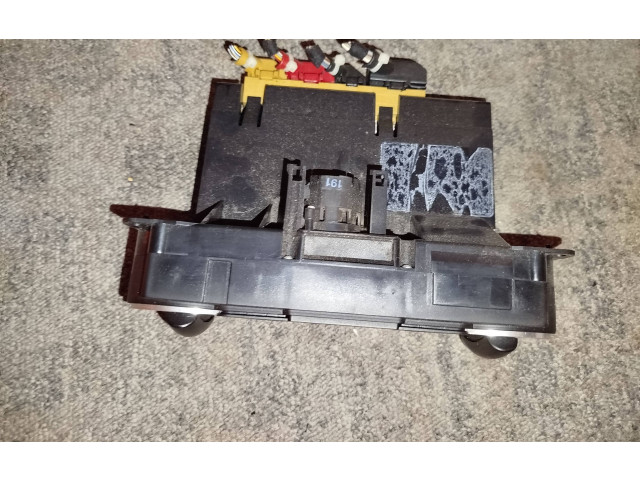 Блок управления климат-контролем    Audi TT Mk1