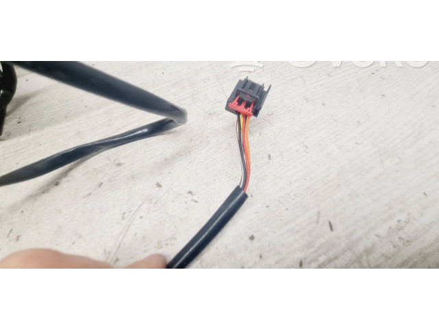 Зеркало (управляемое электричеством) E4023680, 1100118   Skoda Octavia Mk2 (1Z)