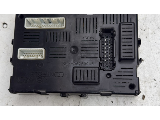 Комплект блоков управления    Renault Clio III