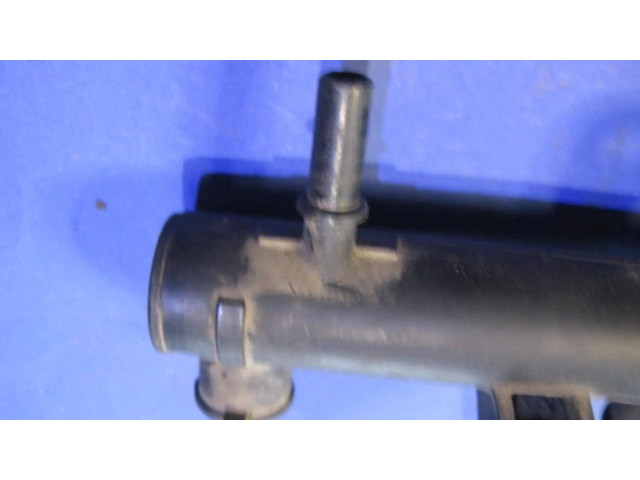 Топливная рампа 9655833580 Citroen C2 0.0