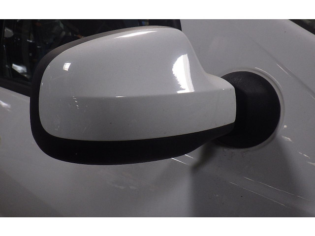 Зеркало электрическое        Dacia Sandero  2008 - 2012 года   