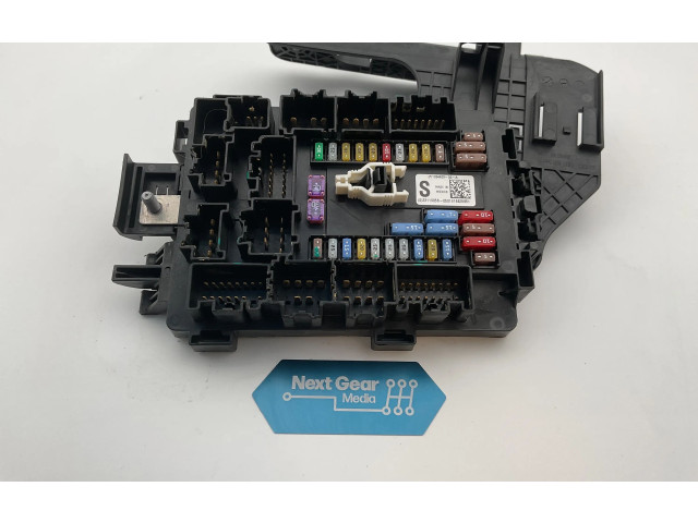 Блок предохранителей 103440900A, 0501416825551 Tesla Model S