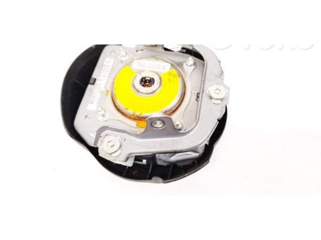 Подушка безопасности водителя    Subaru Outback