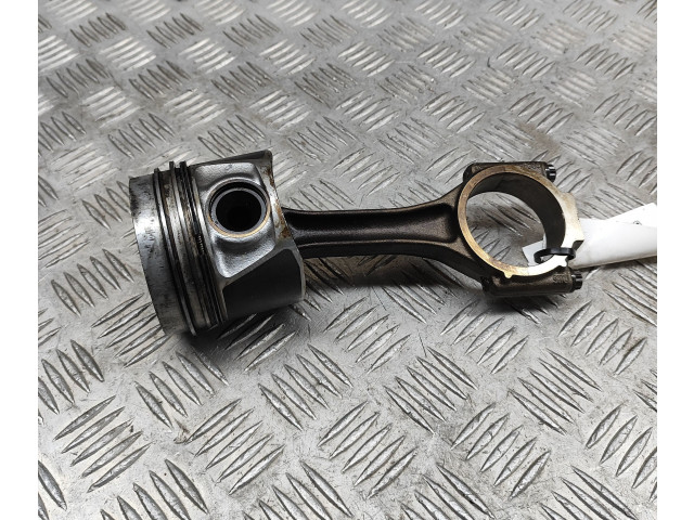 Поршень CBAB 03L107065G, 038105401J Volkswagen PASSAT B6