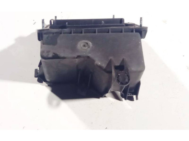 Блок предохранителей  4e1937118, 4E1937118   Audi A8 S8 D3 4E    