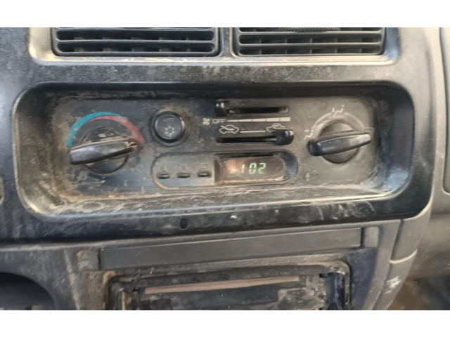 Блок управления климат-контролем Mitsubishi L200