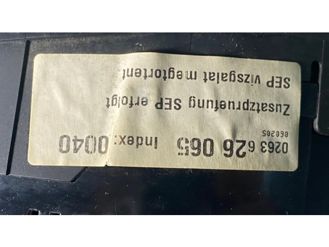 Панель приборов 8E0920900R, 0263626065   Audi A4 S4 B7 8E 8H       